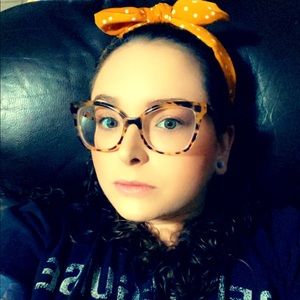 Meet your Posher, Kimberly